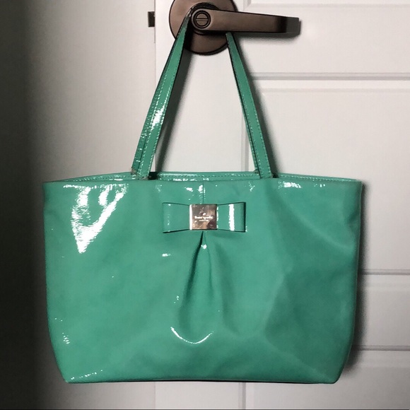 kate spade Handbags - Kate Spade bag in tiffany blue
